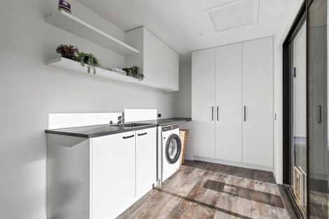 Photo of property in 59 Stratford Drive, Mount Pisa, Cromwell, 9383