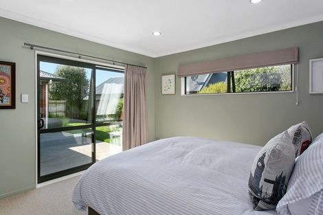 Photo of property in 17 Lilac Close, Cambridge, 3434