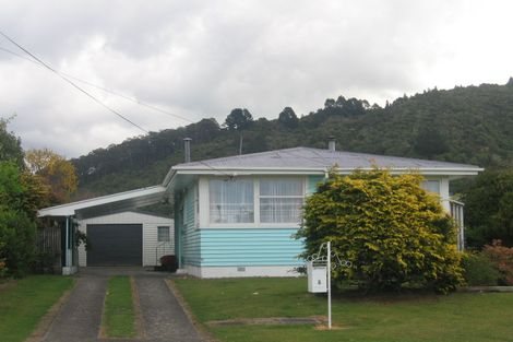 Photo of property in 3 Puweto Street, Selwyn Heights, Rotorua, 3015