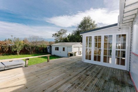 Photo of property in 9 Edward Street, Dannevirke, 4930