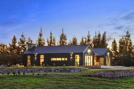 Photo of property in 1640 Mangorei Road, Mangorei, New Plymouth, 4371