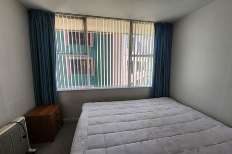 Photo of property in Terrace Tower Apartments, 6b/126 The Terrace, Wellington Central, Wellington, 6011