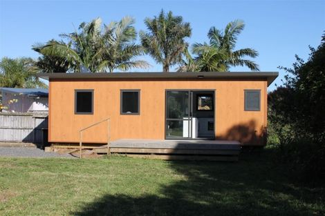 Photo of property in 81 Kauri Grove, Coromandel, 3506