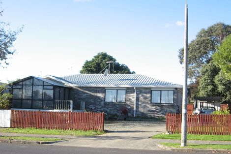 Photo of property in 72 Sykes Road, Weymouth, Auckland, 2103