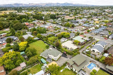 Photo of property in 9 Grassmere Street, Papanui, Christchurch, 8052