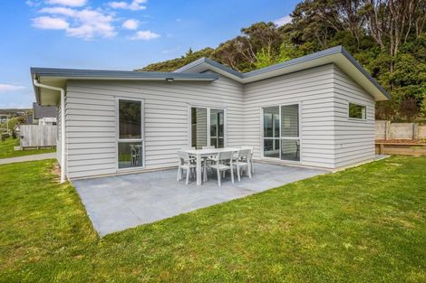 Photo of property in 13 Banks Boulevard, Whitby, Porirua, 5024