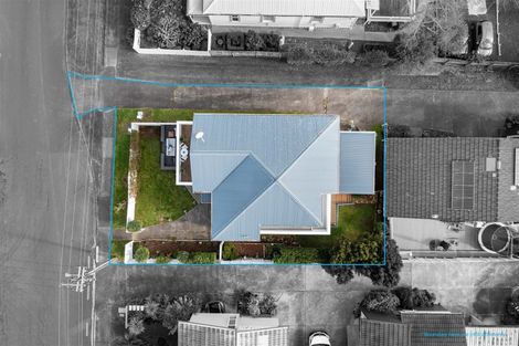 Photo of property in 1/49 Rawene Road, Birkenhead, Auckland, 0626