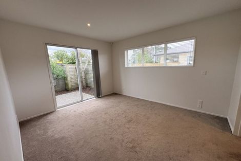 Photo of property in 1 Howden Lane, Golflands, Auckland, 2013