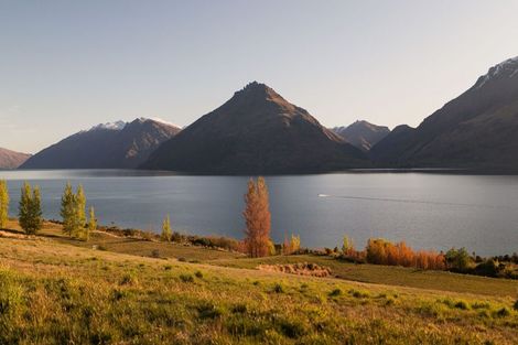 Photo of property in 2 Nathanael Place, Drift Bay, Queenstown, 9371