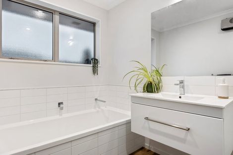 Photo of property in 84 Georgina Street, Marshland, Christchurch, 8083