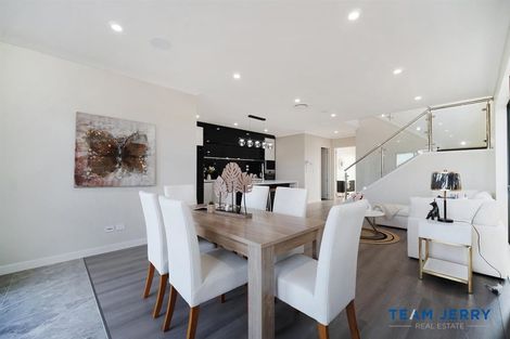 Photo of property in 21 Knockanara Drive, Flat Bush, Auckland, 2019