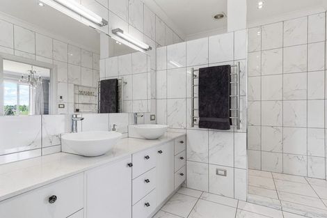 Photo of property in 15 Meadowbank Rise, Bethlehem, Tauranga, 3110