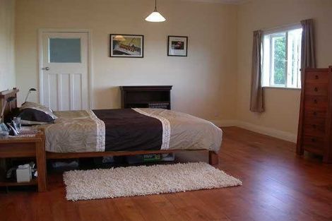 Photo of property in 8 Raroa Crescent, Northland, Wellington, 6012