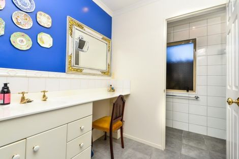 Photo of property in 19 Mangakoea Place, St Andrews, Hamilton, 3200