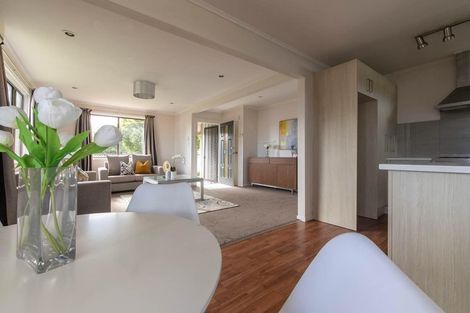 Photo of property in 24 Parkinson Avenue, Wesley, Auckland, 1041