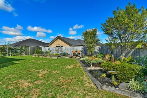 Photo of property in 15 Searle Drive, Patumahoe, Pukekohe, 2679