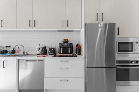 Photo of property in 1001/8 Waikumete Road, Glen Eden, Auckland, 0602