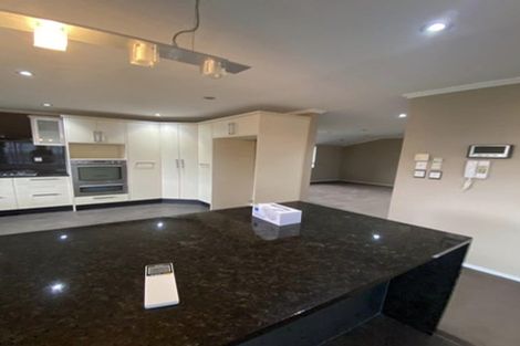 Photo of property in 8 Lyell Court, Clover Park, Auckland, 2019