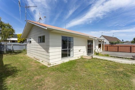 Photo of property in 30a Rimu Street, Levin, 5510