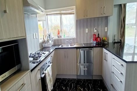 Photo of property in 1/63 Chartwell Avenue, Glenfield, Auckland, 0629