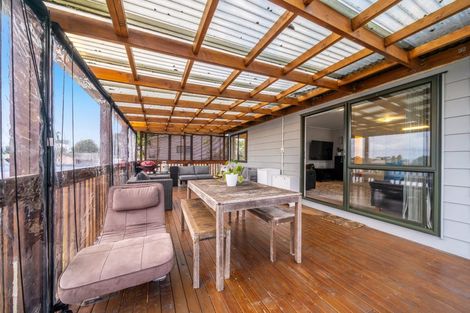 Photo of property in 2/39 Templeton Place, Clendon Park, Auckland, 2103