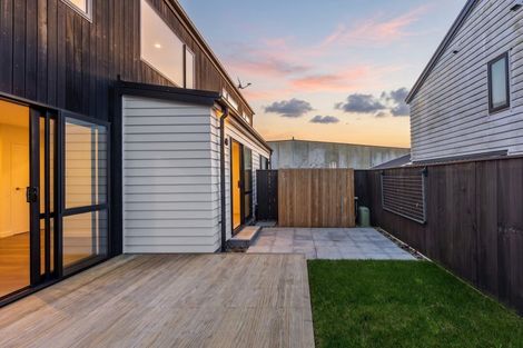 Photo of property in 6 Alexander French Close, Silverdale, 0932