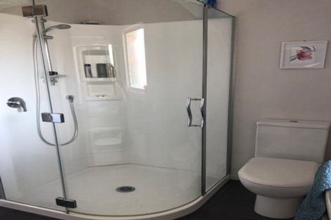 Photo of property in 3/3 Argyle Terrace, Milford, Auckland, 0620