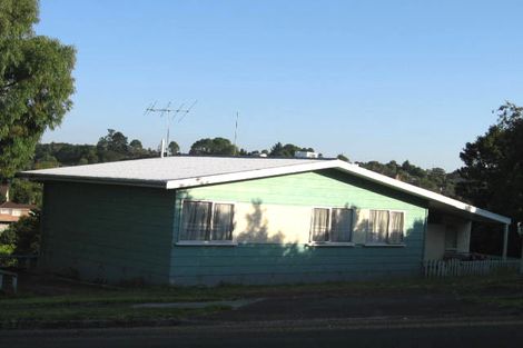 Photo of property in 40 Oaktree Avenue, Browns Bay, Auckland, 0630
