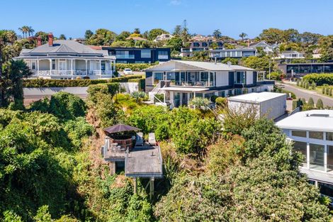 Photo of property in 23 Rangitoto View Road, Cockle Bay, Auckland, 2014