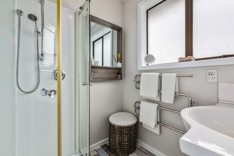 Photo of property in 31 Compton Street, Woolston, Christchurch, 8062