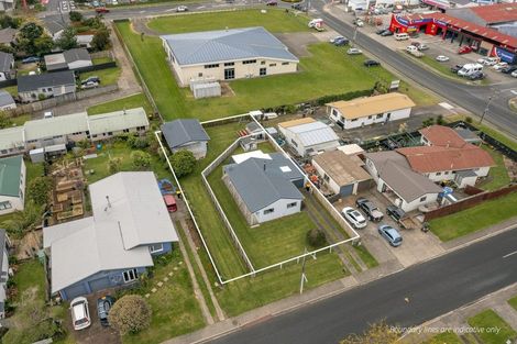 Photo of property in 1 Cholmondeley Crescent, Whitianga, 3510