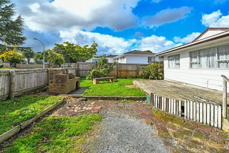 Photo of property in 17 Fairdale Avenue, Red Hill, Papakura, 2110