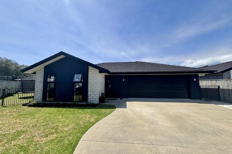 Photo of property in 9 Korimako Place, Coastlands, Whakatane, 3120