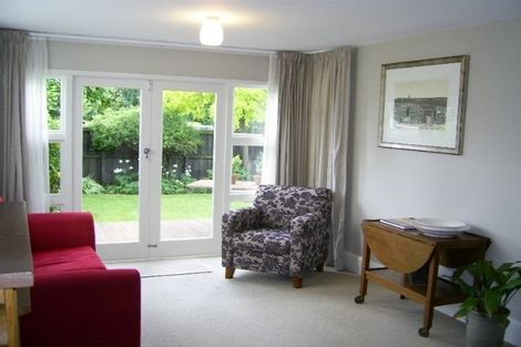 Photo of property in 124 Somerfield Street, Somerfield, Christchurch, 8024