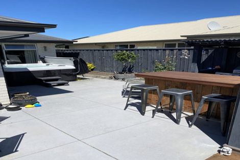 Photo of property in 48 Tahuna Street, Pegasus, 7612