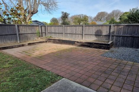 Photo of property in 2/118 Blighs Road, Strowan, Christchurch, 8052