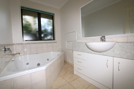 Photo of property in 174 Kyle Road, Greenhithe, Auckland, 0632