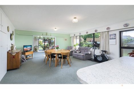 Photo of property in 1 Pitman Place, Waimate, 7924