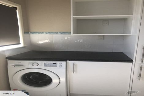 Photo of property in 2/99 Ireland Road, Mount Wellington, Auckland, 1060