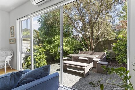 Photo of property in 63 Saddleback Grove, Karori, Wellington, 6012