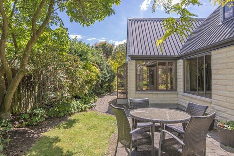 Photo of property in 31 O'connor Place, Burnside, Christchurch, 8053