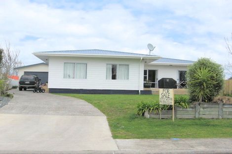 Photo of property in 11 Impala Place, Whitianga, 3510