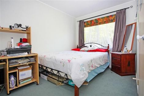 Photo of property in 57 Stratford Road, Manurewa, Auckland, 2105
