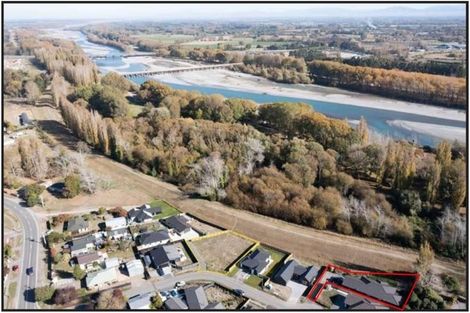 Photo of property in 17 George Oliver Place, Kainga, Christchurch, 8083