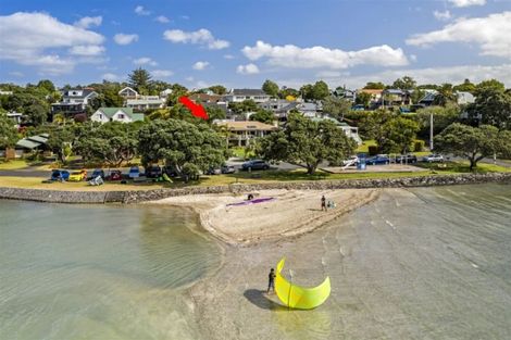 Photo of property in 14 Lansdowne Street, Bayswater, Auckland, 0622