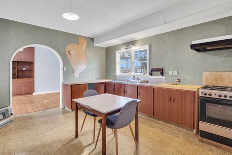 Photo of property in 202 Botanical Road, Takaro, Palmerston North, 4412