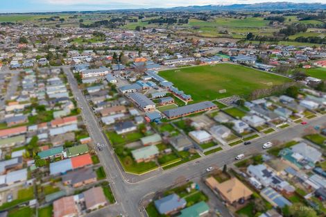Photo of property in 19 Oxford Street, West End, Timaru, 7910