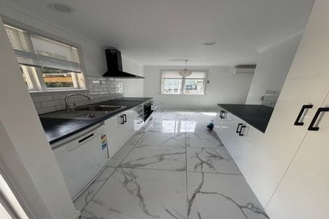 Photo of property in 9 Gribble Grove, Stokes Valley, Lower Hutt, 5019