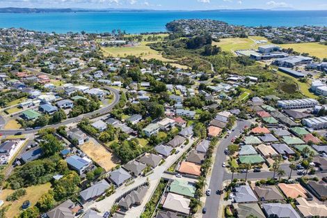 Photo of property in 1 Puarangi Lane, Stanmore Bay, Whangaparaoa, 0932
