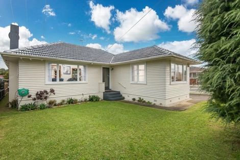 Photo of property in 2/37 Shakespeare Road, Milford, Auckland, 0620